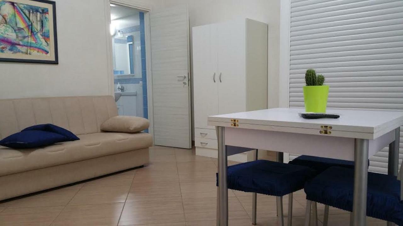 Casa Vacanze Del Golfo กัสเตลลัมมาเร เดล โกลโฟ ภายนอก รูปภาพ