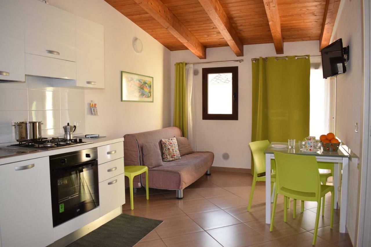 Casa Vacanze Del Golfo กัสเตลลัมมาเร เดล โกลโฟ ภายนอก รูปภาพ