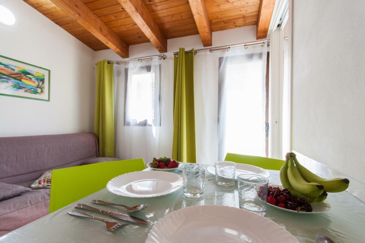 Casa Vacanze Del Golfo กัสเตลลัมมาเร เดล โกลโฟ ภายนอก รูปภาพ